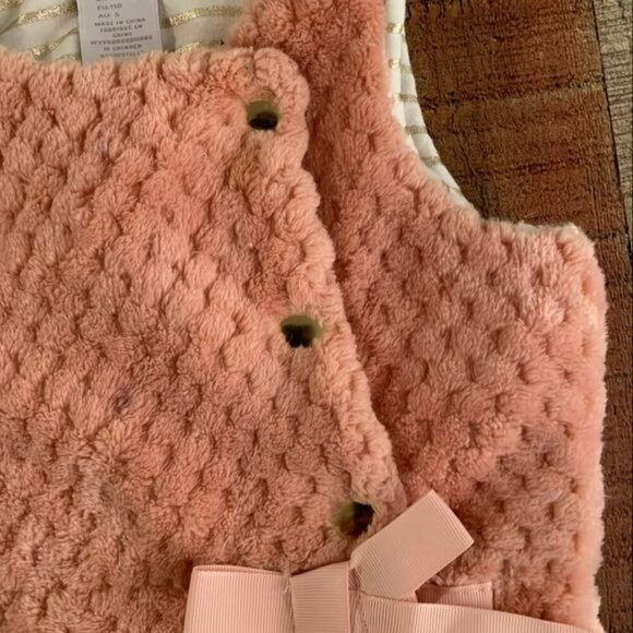 Tahari girls pink faux fur vest with snaps -5T - Picture 2 of 6